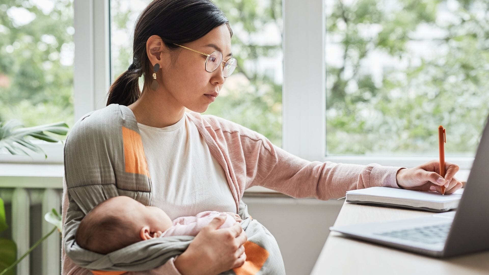 Pension Contributions During Maternity Leave: A Practical Guide for Employers and Payroll Teams